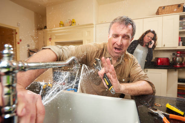 Best Sewage cleanup and water damage restoration  in Shadow Lake, WA
